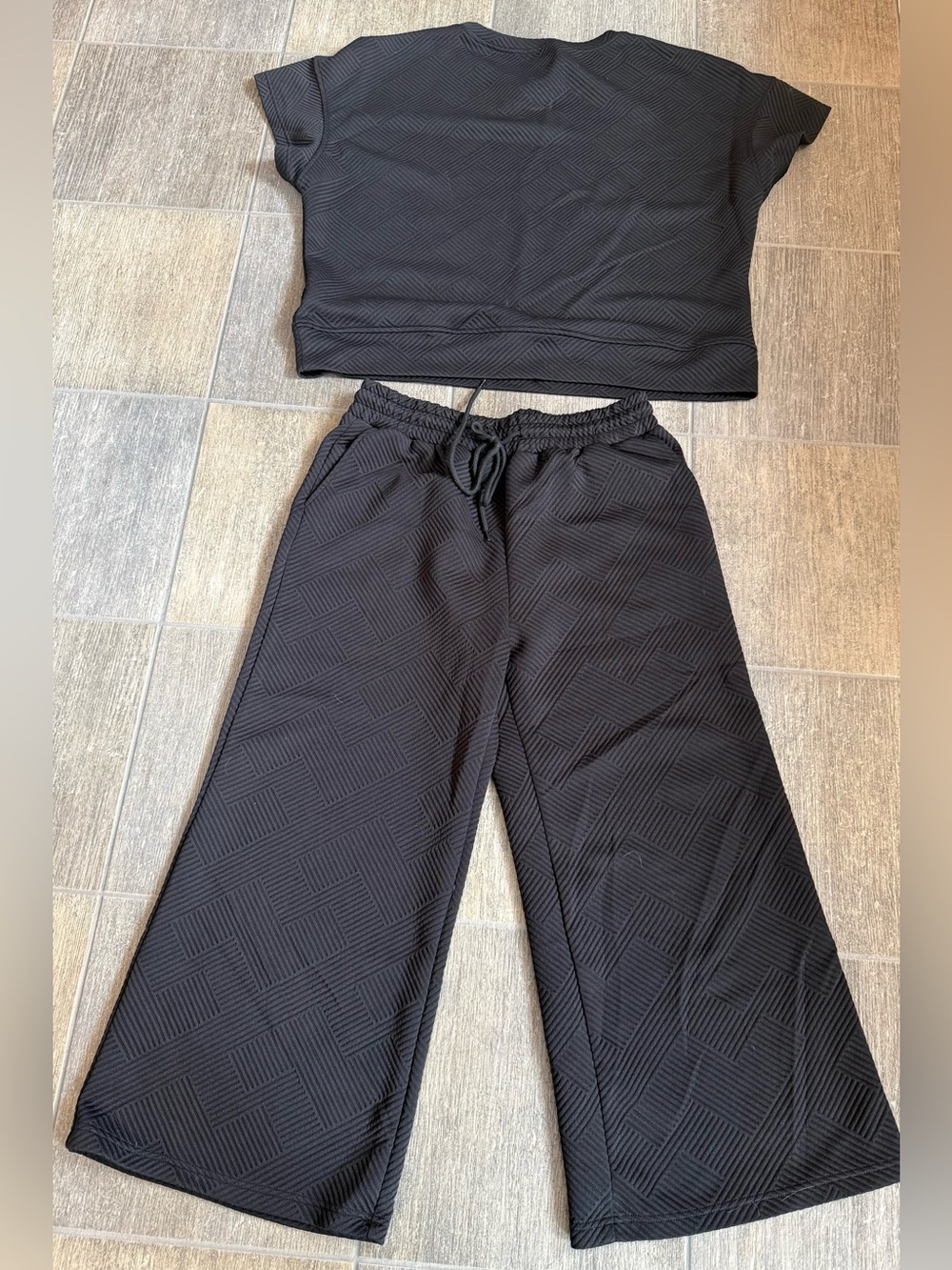 Black waffle Textured Two-Piece Lounge Set